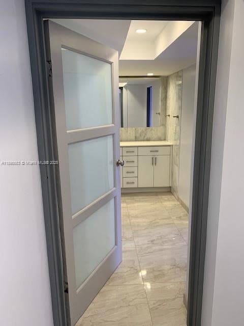 Entrance to Master unit