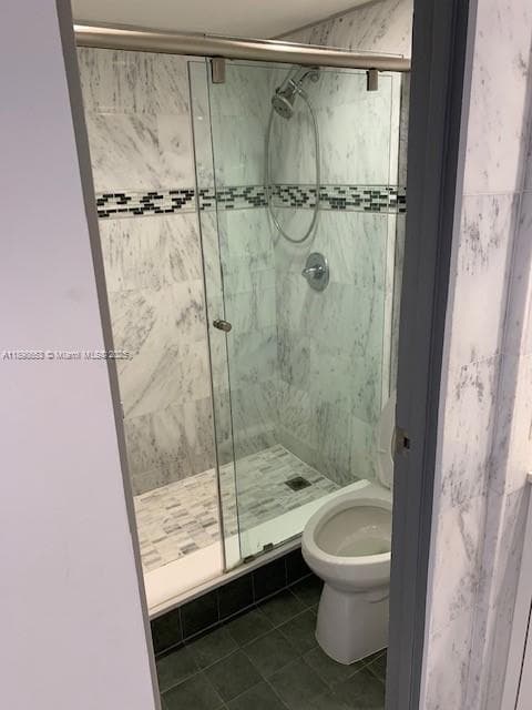 Master bedroom's bathroom