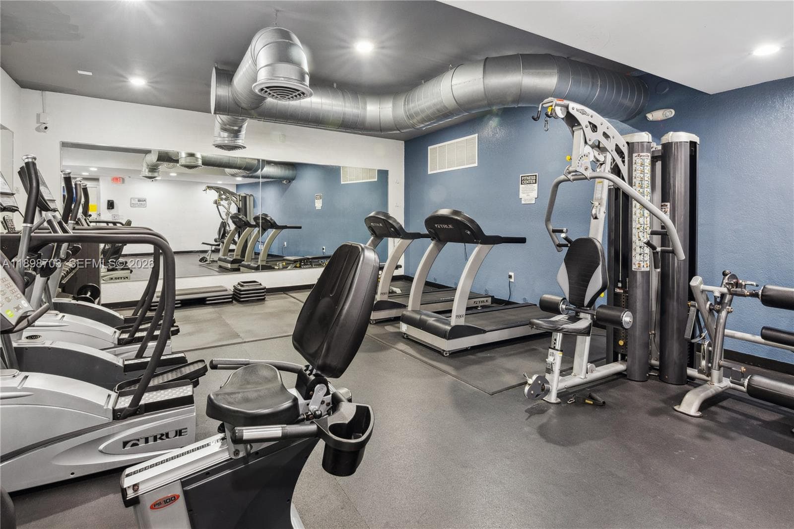 Ocean View Tower · #1012 in Hallandale Beach - Photo 2
