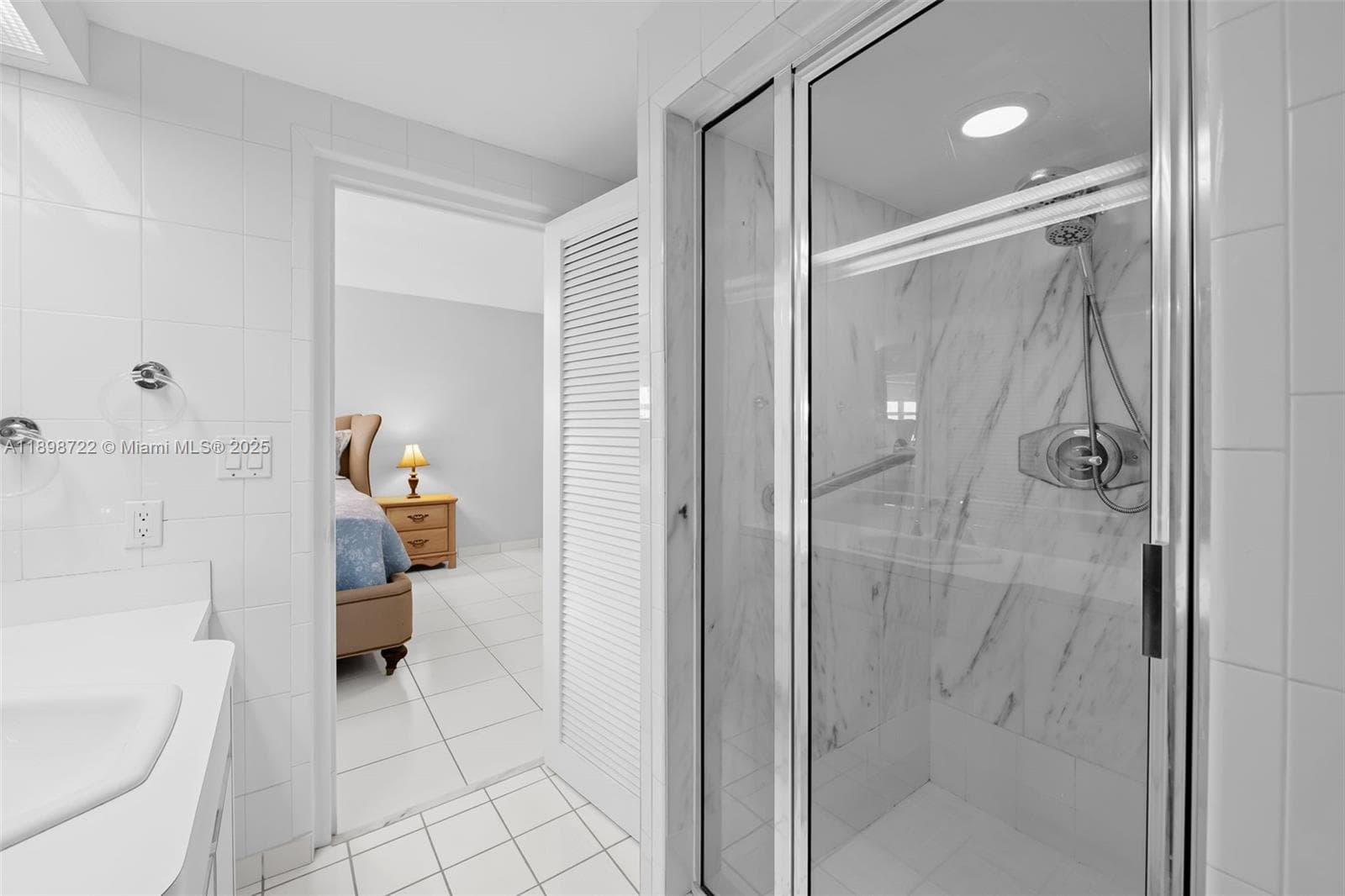 Hollywood Towers Condo · #812 in Hollywood - Photo 23