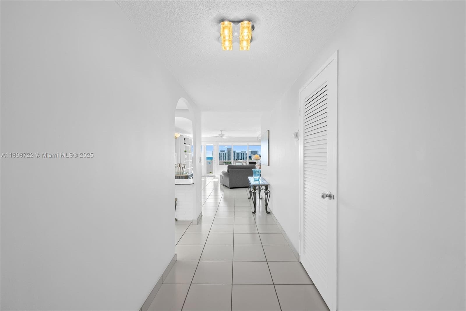 Hollywood Towers Condo · #812 in Hollywood - Photo 9