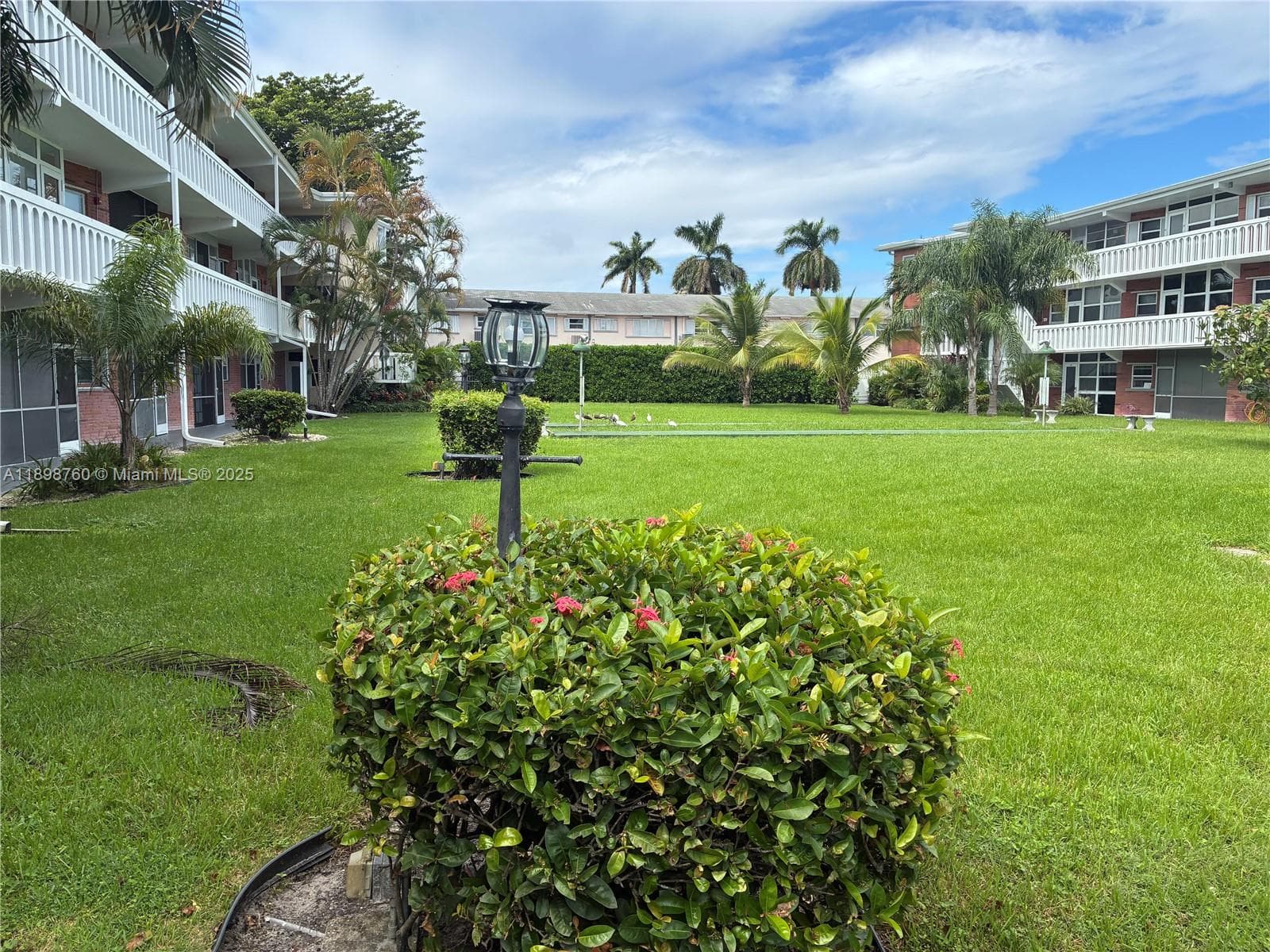 ELDORADO COUNTRY CLUB TOW · #23A in Hallandale Beach - Photo 7