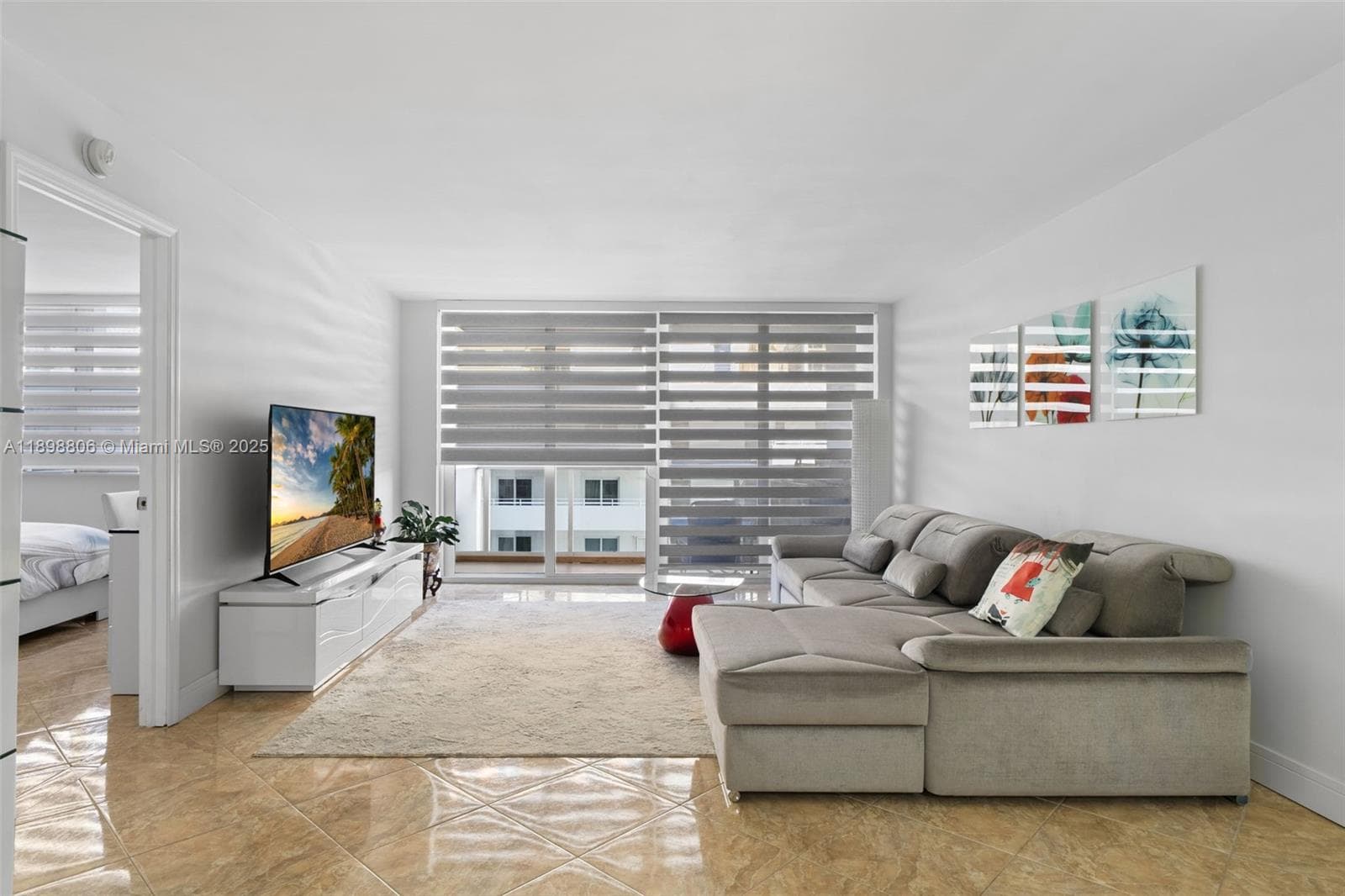 Parker Tower Condominium · #708 in Hallandale Beach - Photo 7