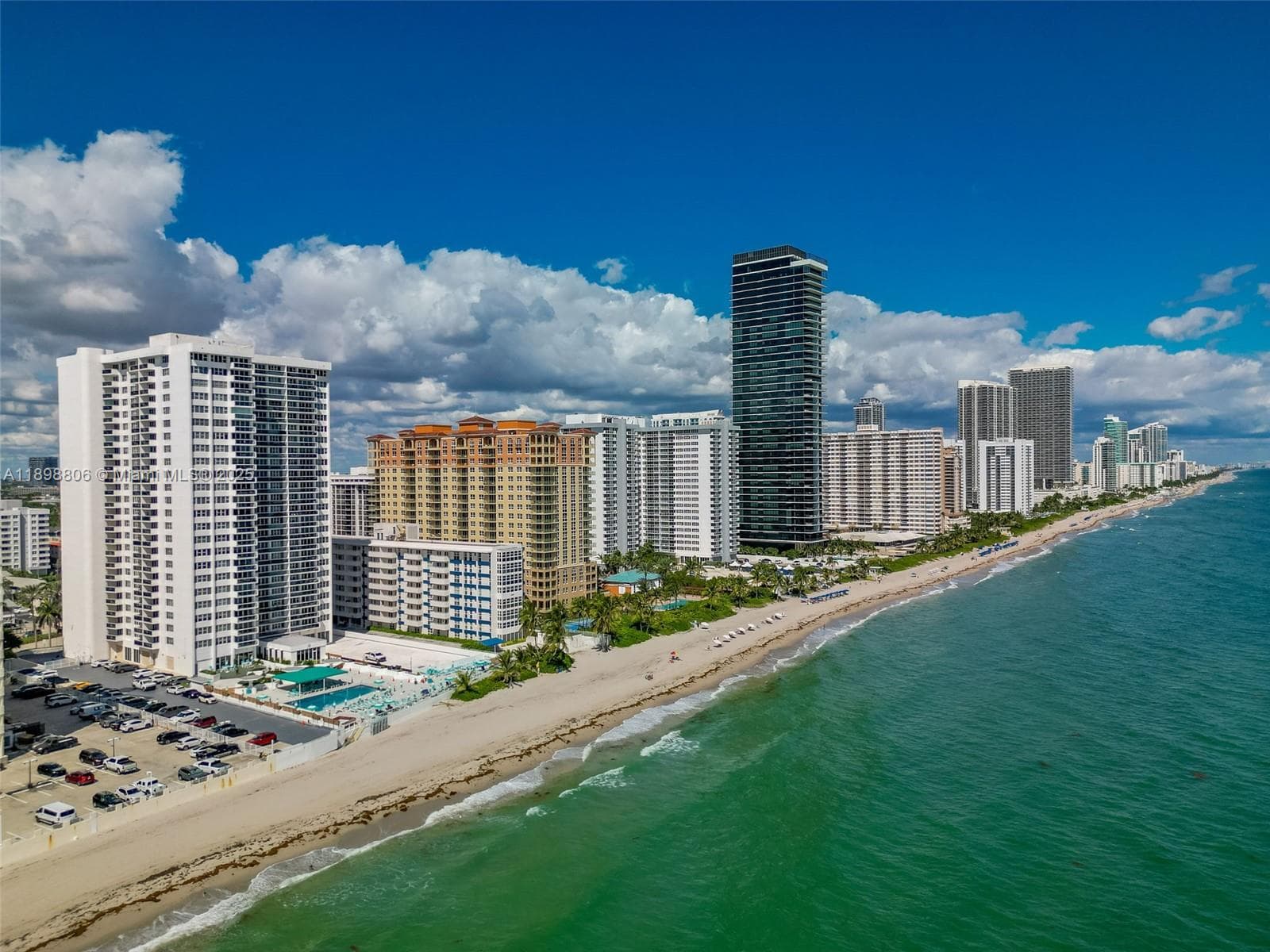 Parker Tower Condominium · #708 in Hallandale Beach - Photo 1