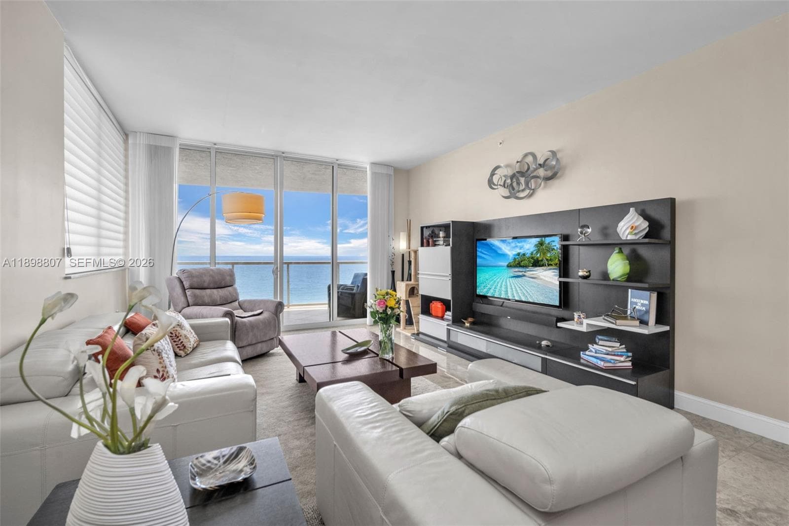 Luna Residences · #804 in Pompano Beach - Photo 3