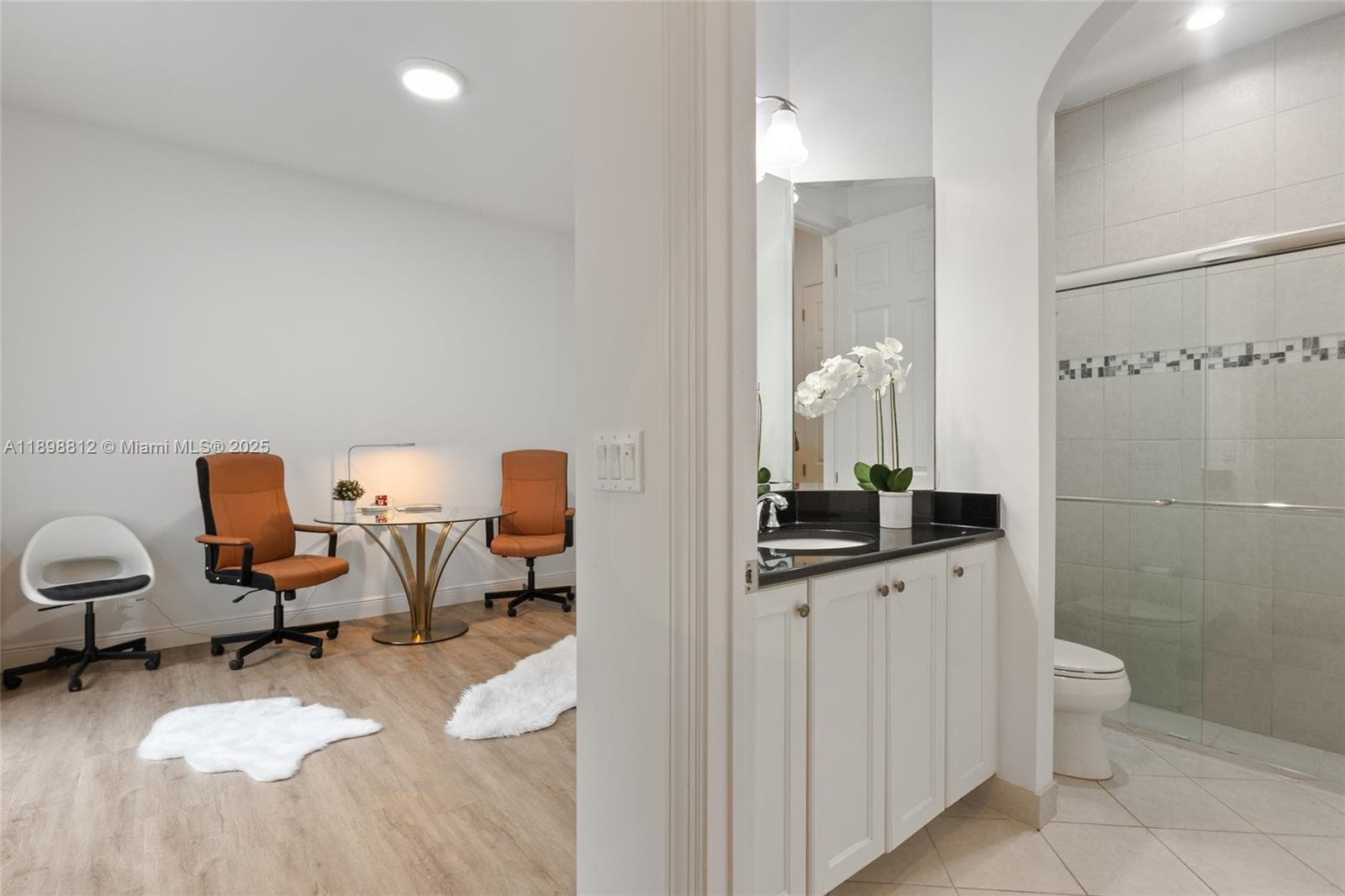 10230 Sweet Bay Ct photo 18