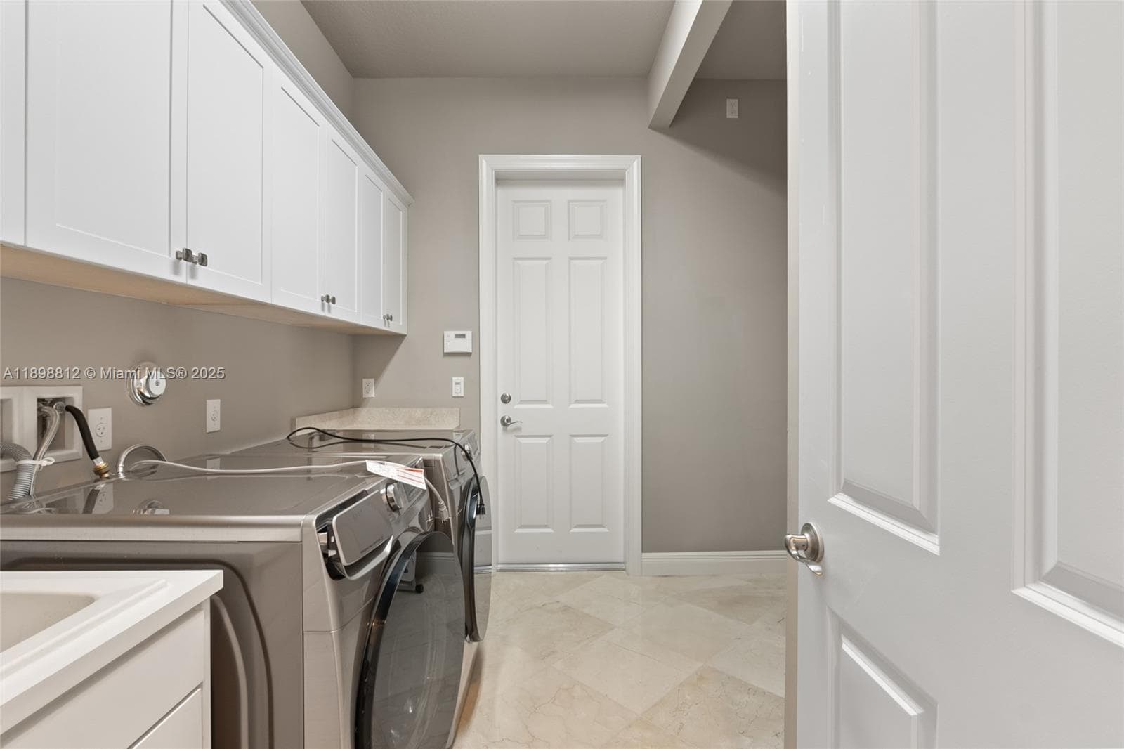 10230 Sweet Bay Ct photo 15