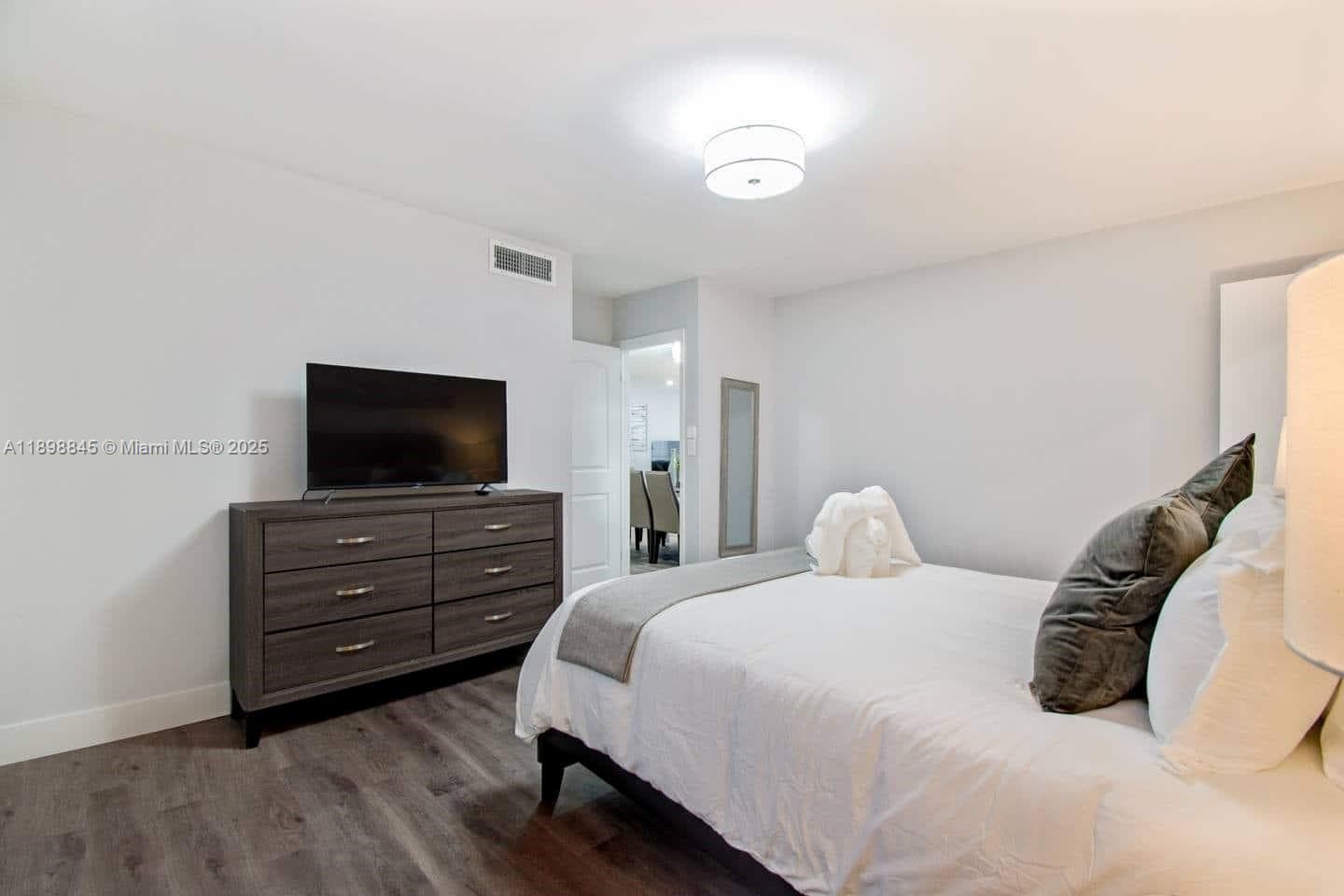 1305 Funston St photo 44
