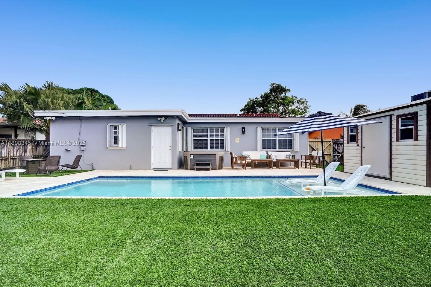 1305 Funston St photo 39