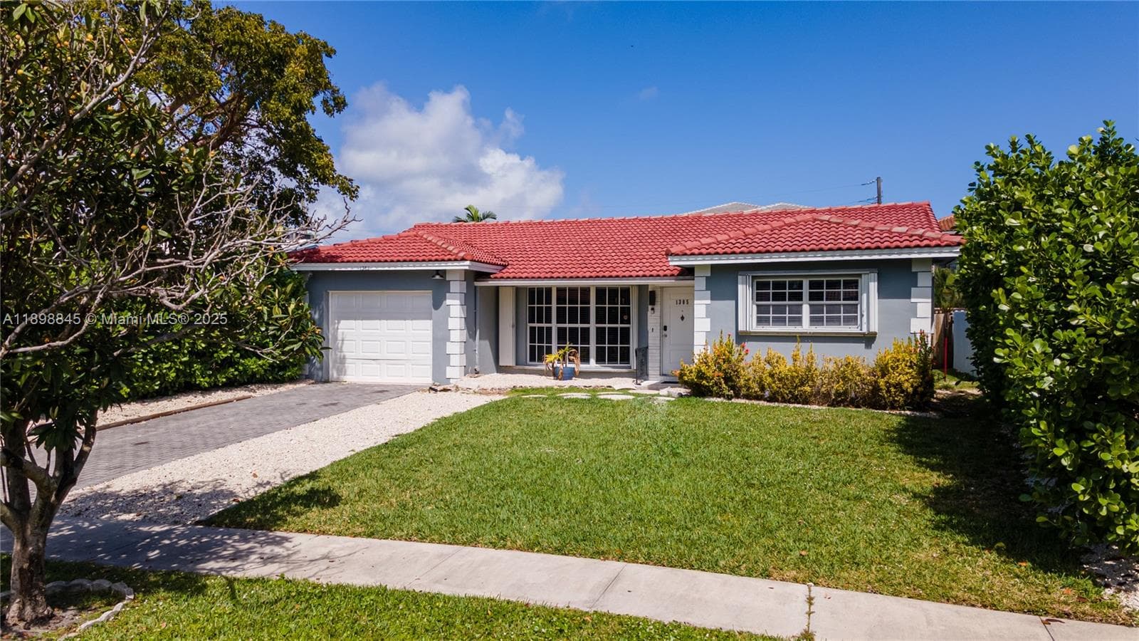 1305 Funston St photo 78