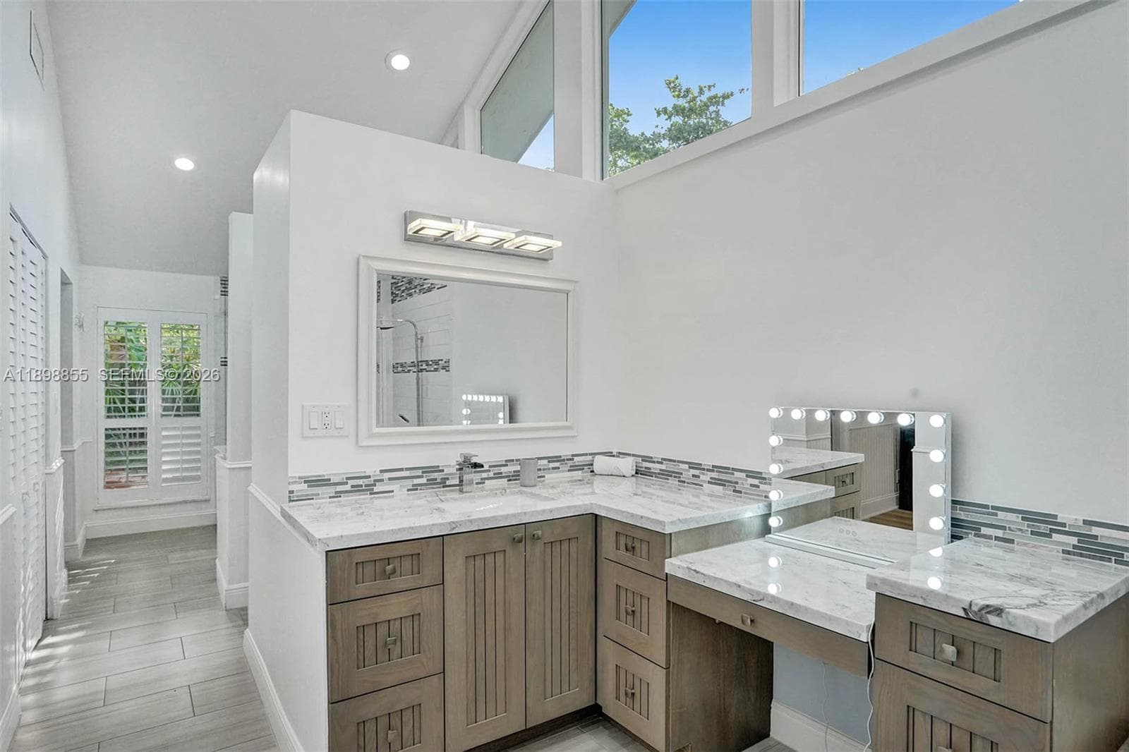 2120 SW 28th Way photo 49