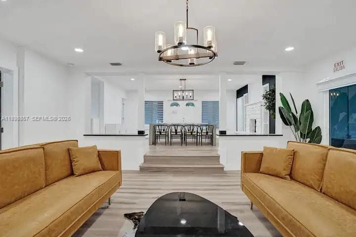 2100 SW 28th Way photo 13