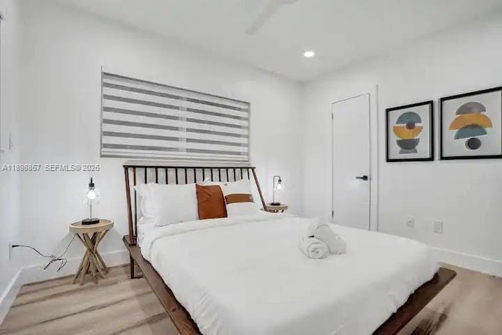 2100 SW 28th Way photo 26