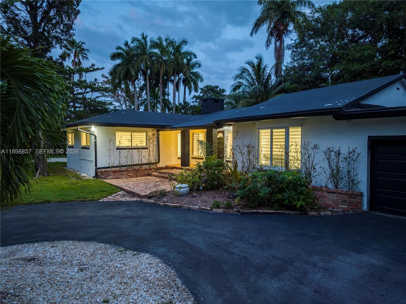 2100 SW 28th Way photo 40