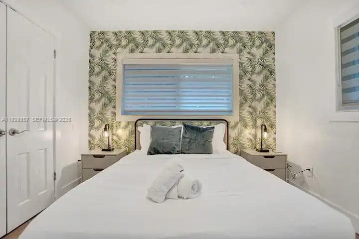 2100 SW 28th Way photo 31