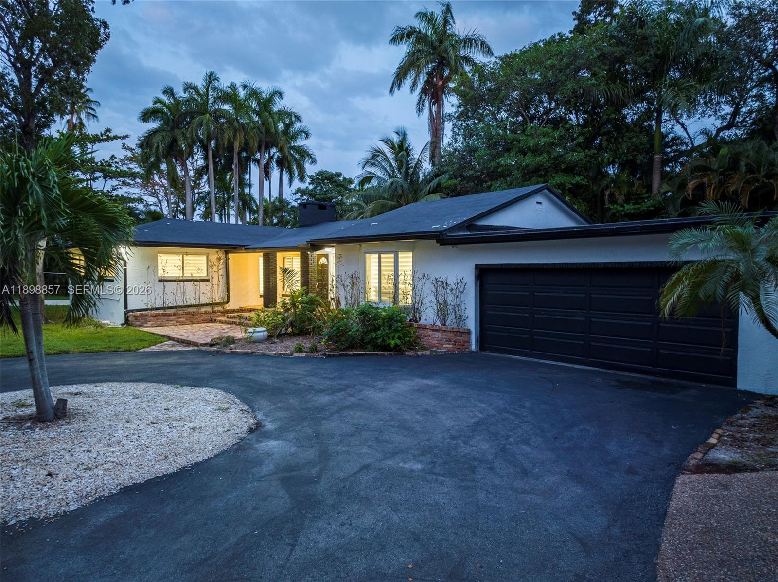 2100 SW 28th Way photo 39