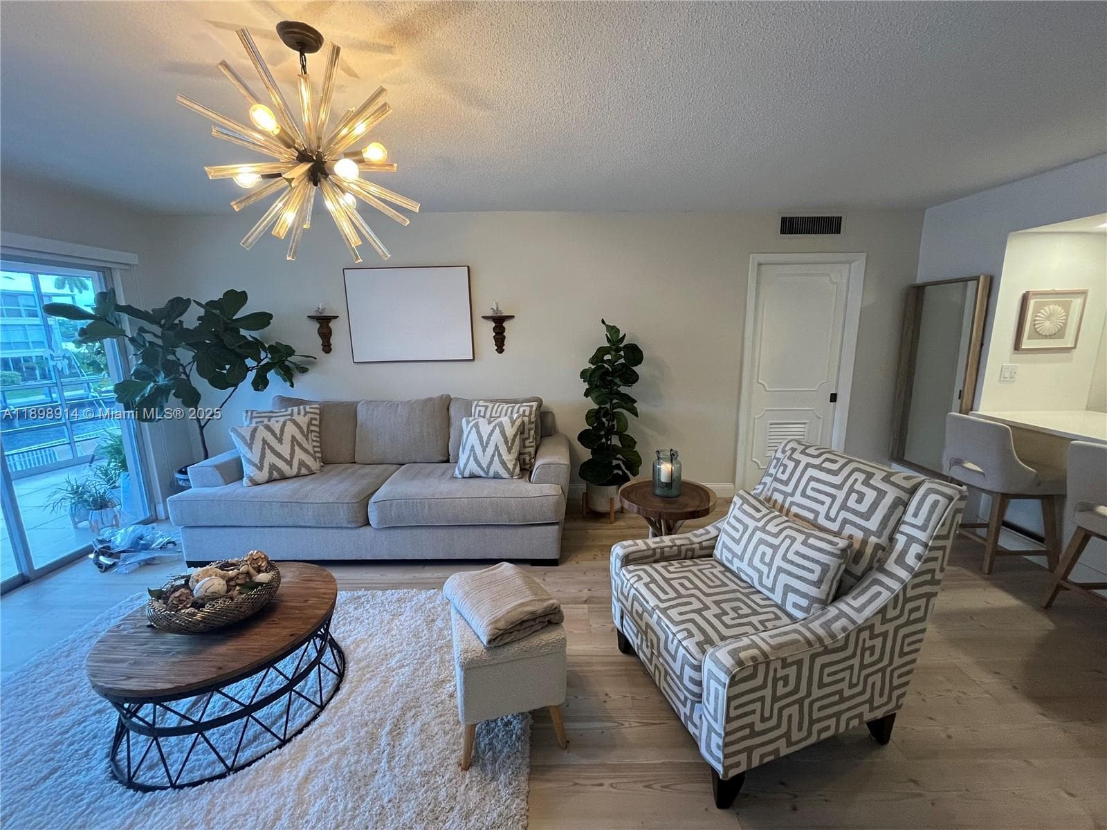 Windsor · #205 in Fort Lauderdale - Photo 23