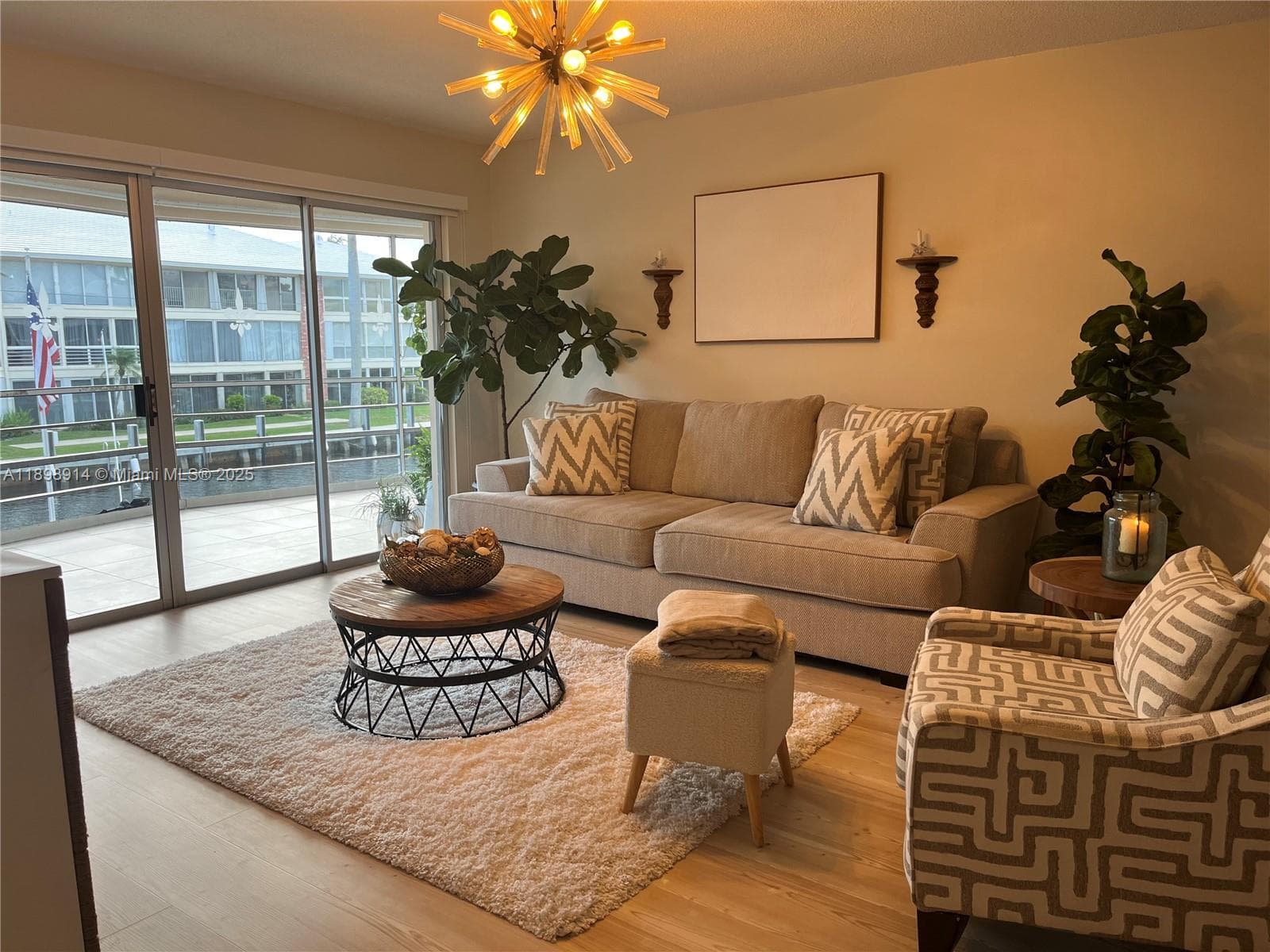 Windsor · #205 in Fort Lauderdale - Photo 12