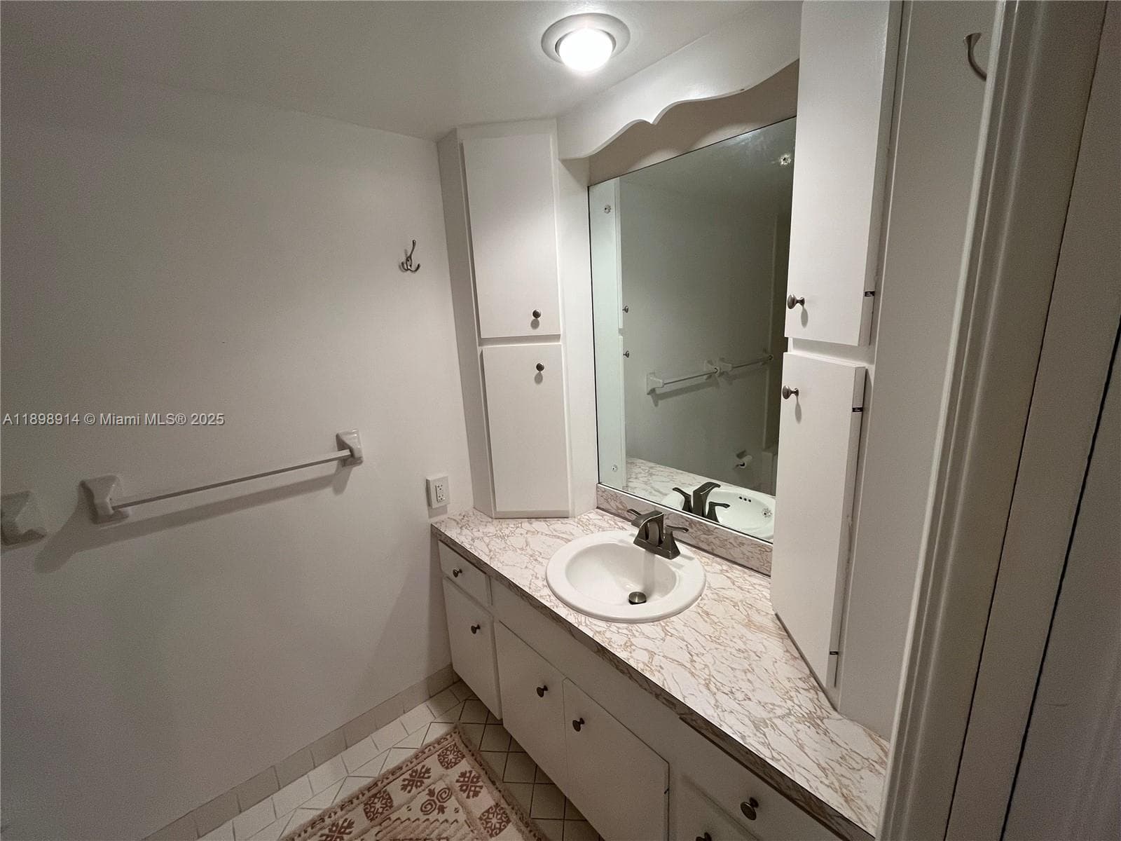 Windsor · #205 in Fort Lauderdale - Photo 33