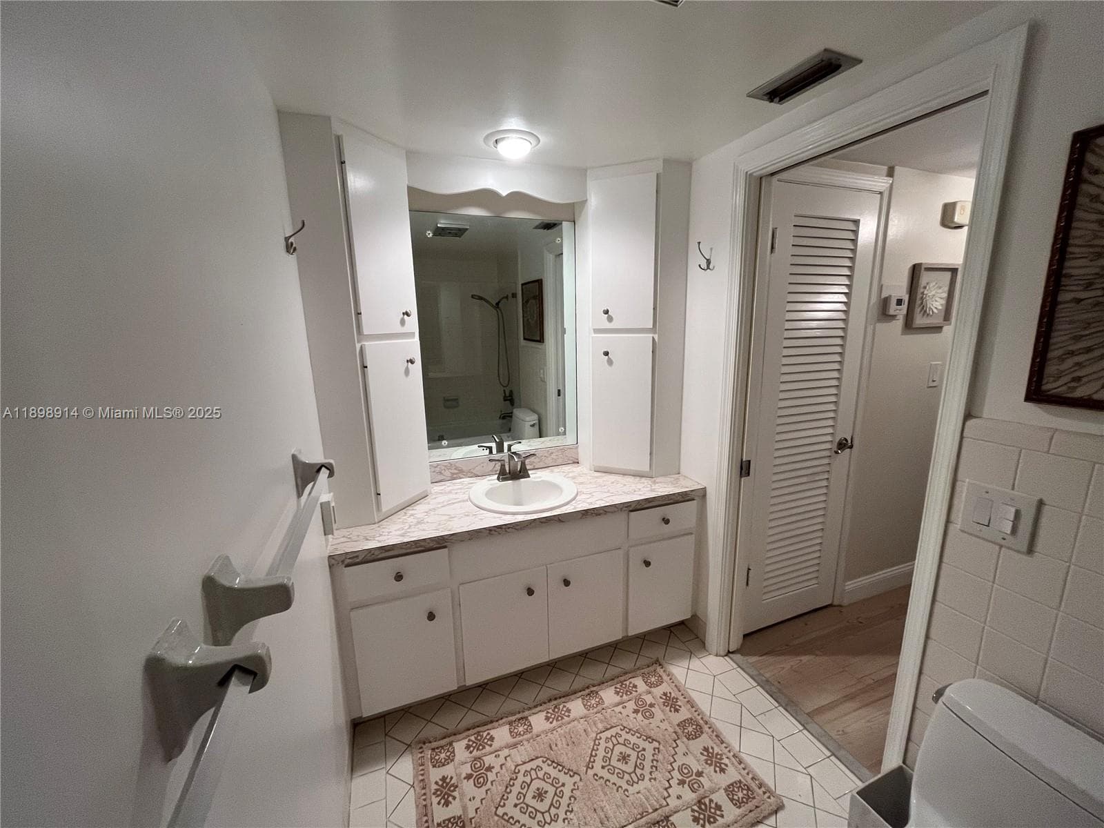 Windsor · #205 in Fort Lauderdale - Photo 11