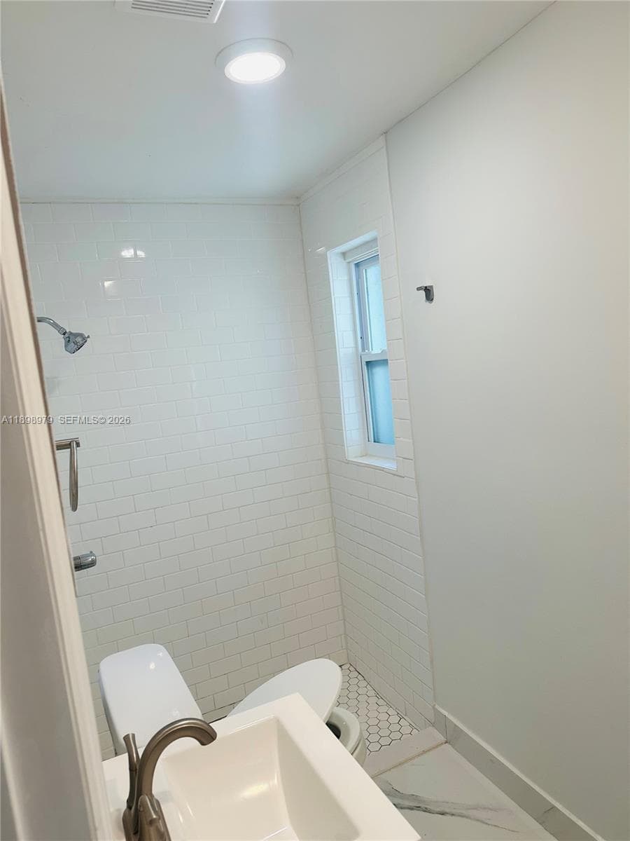 17926 SW 104th Ave photo 21