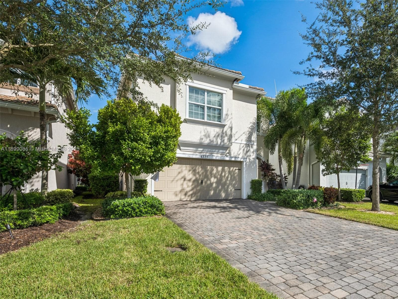 4325 Large Leaf Ln photo 7