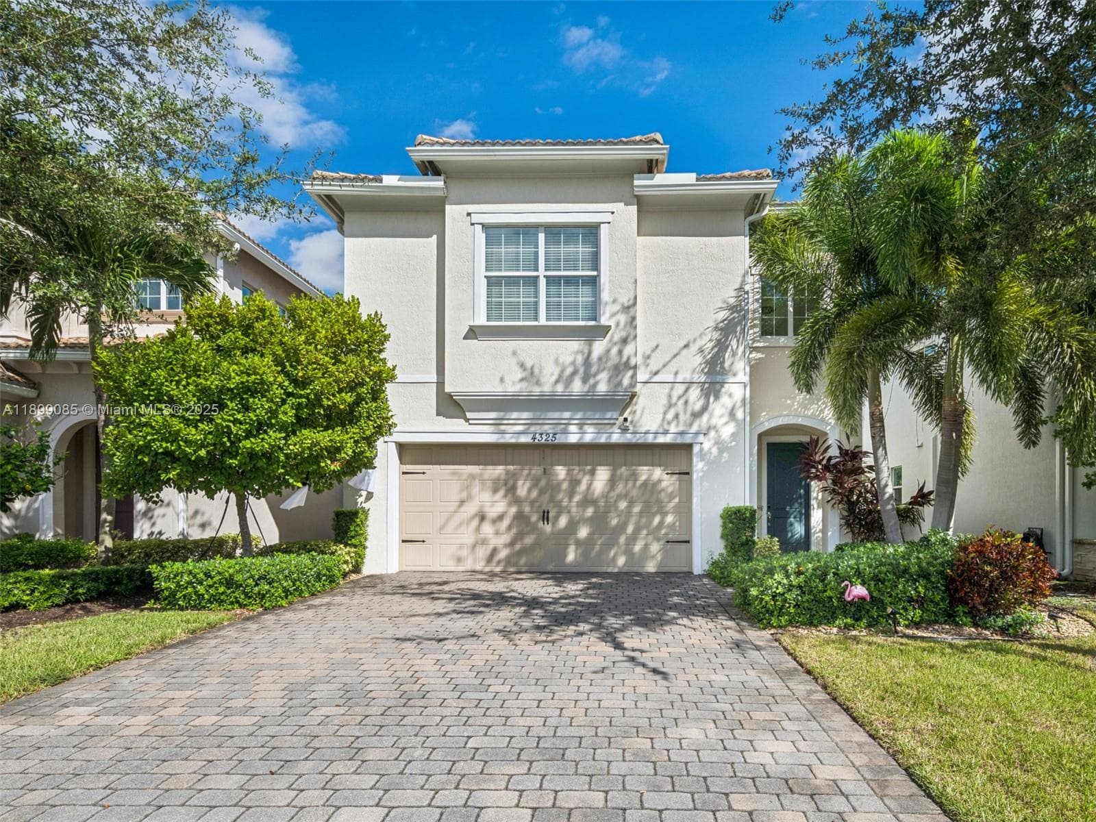 4325 Large Leaf Ln photo 1