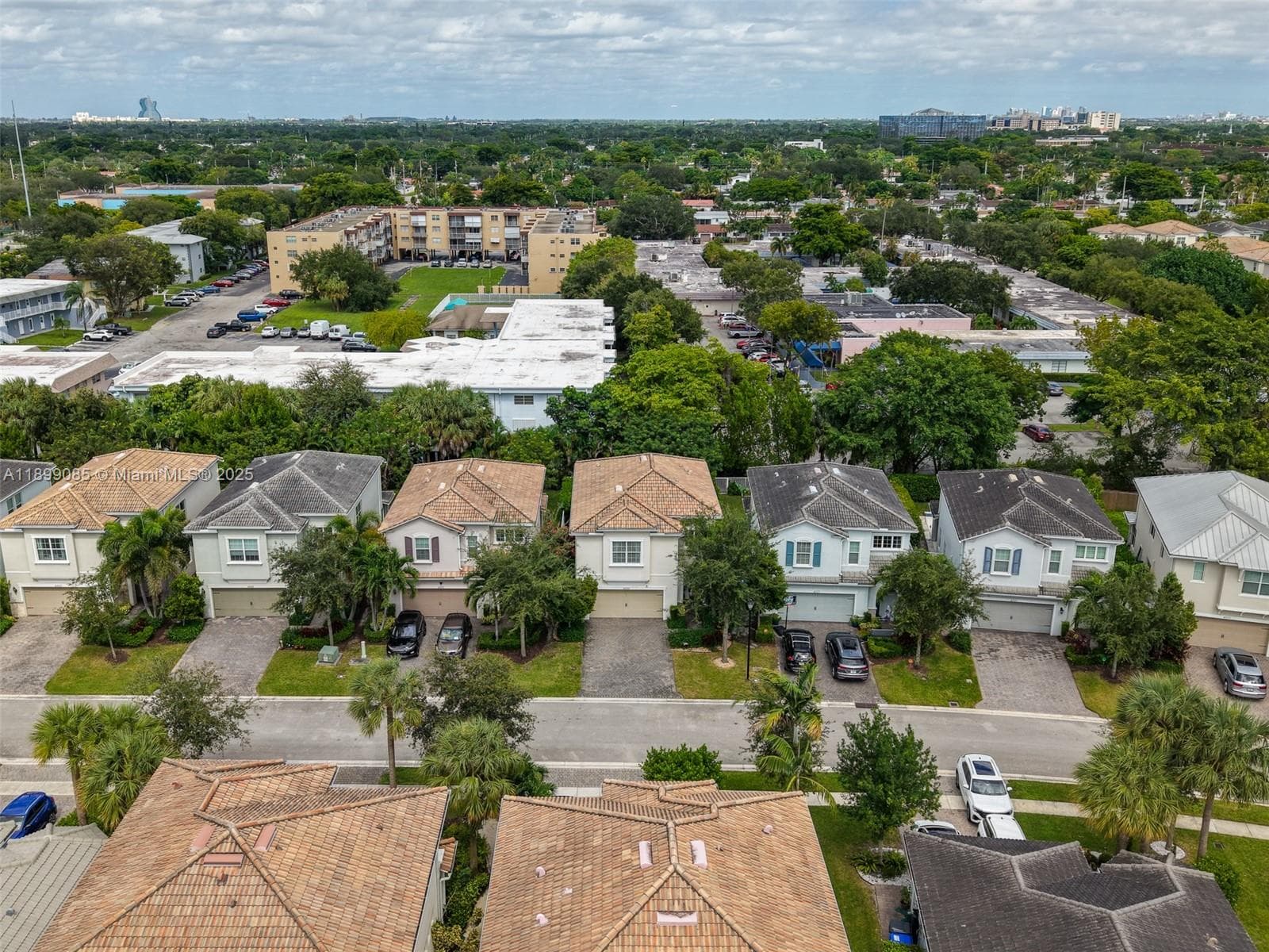 4325 Large Leaf Ln photo 61