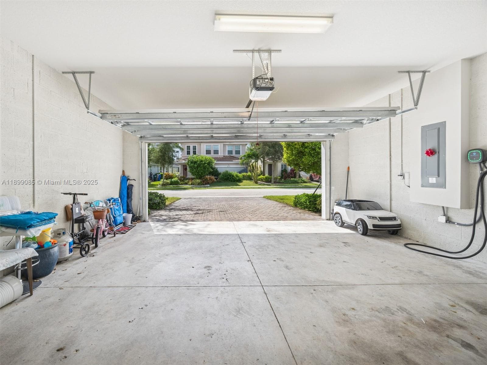 4325 Large Leaf Ln photo 51