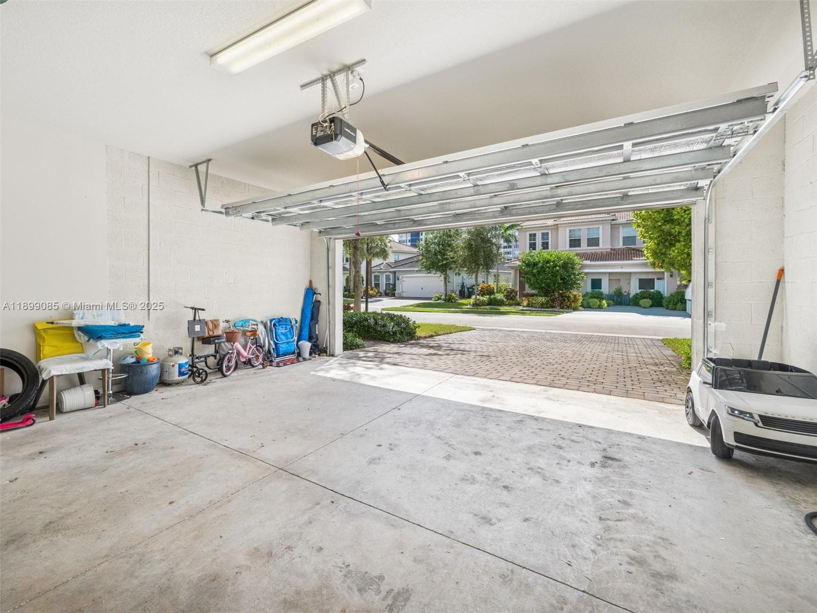 4325 Large Leaf Ln photo 50