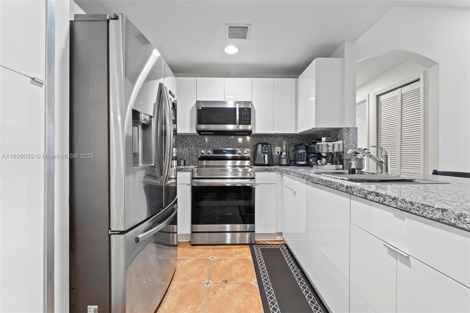 THE COURTS AT DORAL ISLES · #1032 in Doral - Photo 12