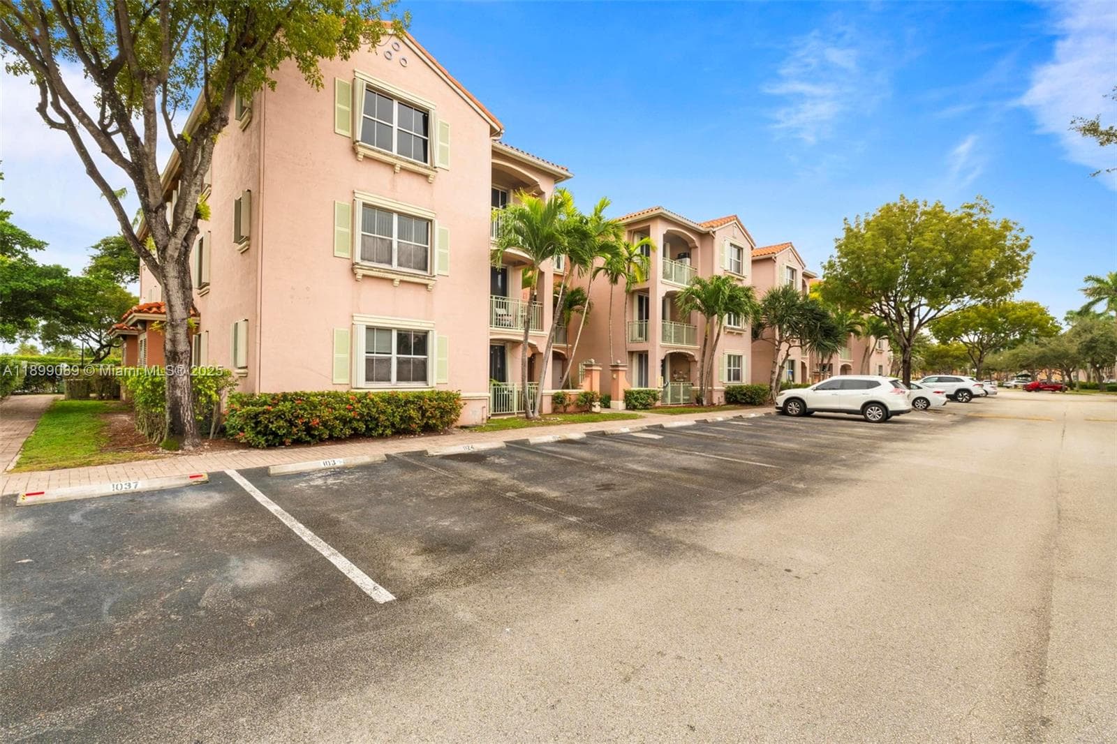 THE COURTS AT DORAL ISLES · #1032 in Doral - Photo 1
