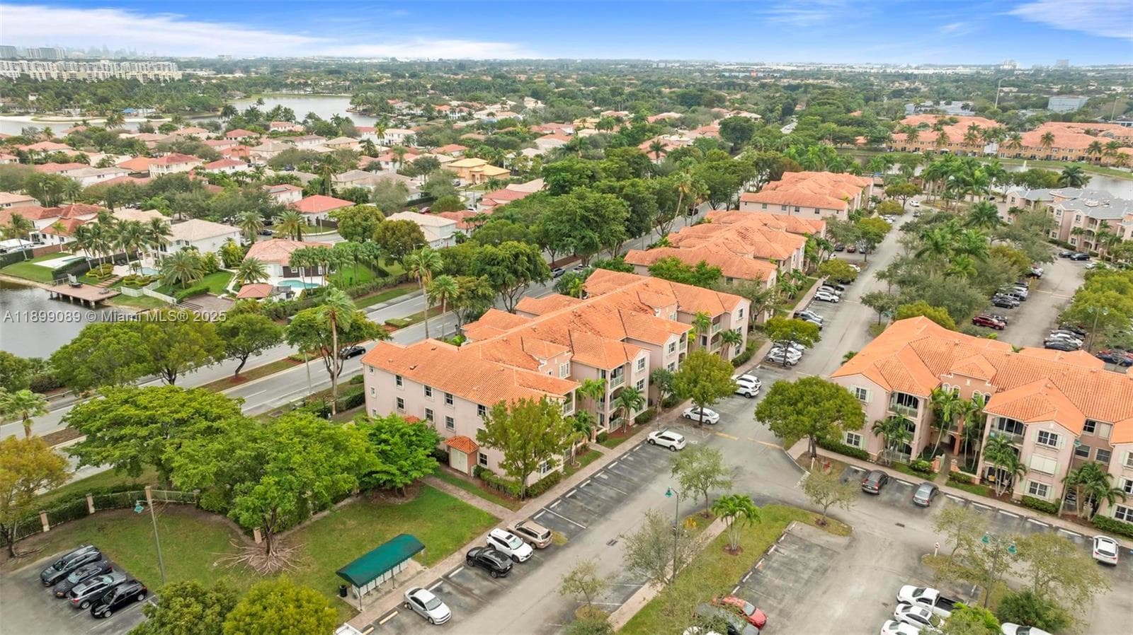 THE COURTS AT DORAL ISLES · #1032 in Doral - Photo 34