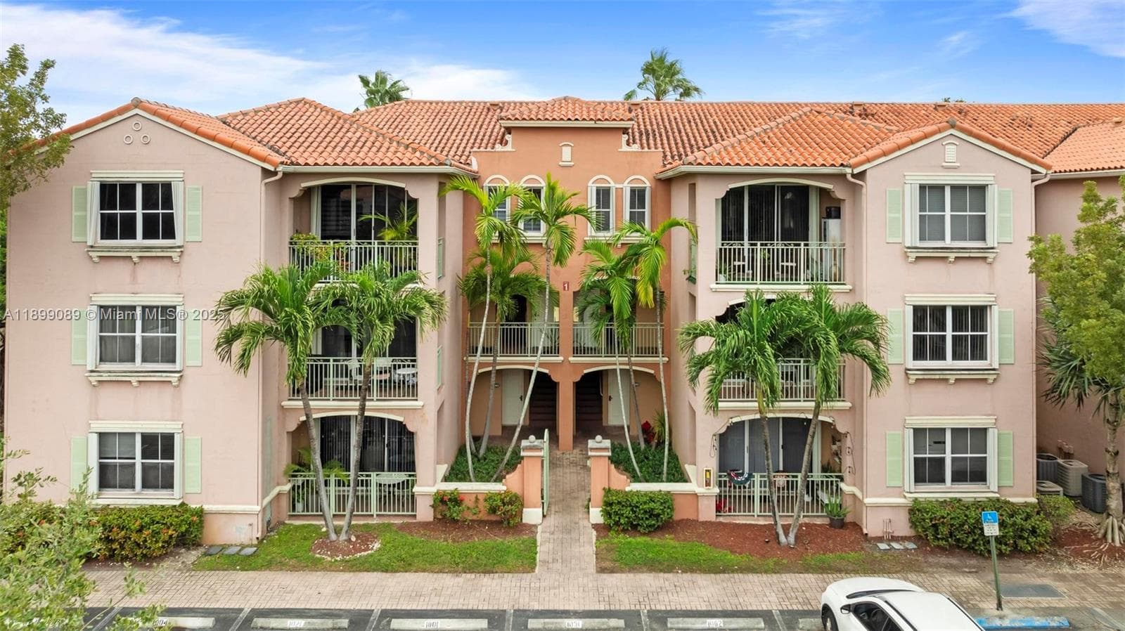 THE COURTS AT DORAL ISLES · #1032 in Doral - Photo 41