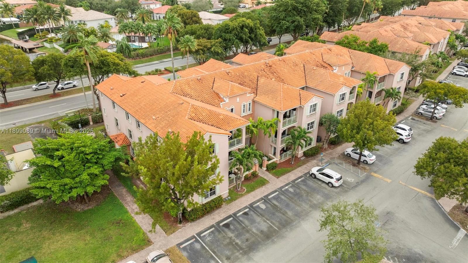 THE COURTS AT DORAL ISLES · #1032 in Doral - Photo 40