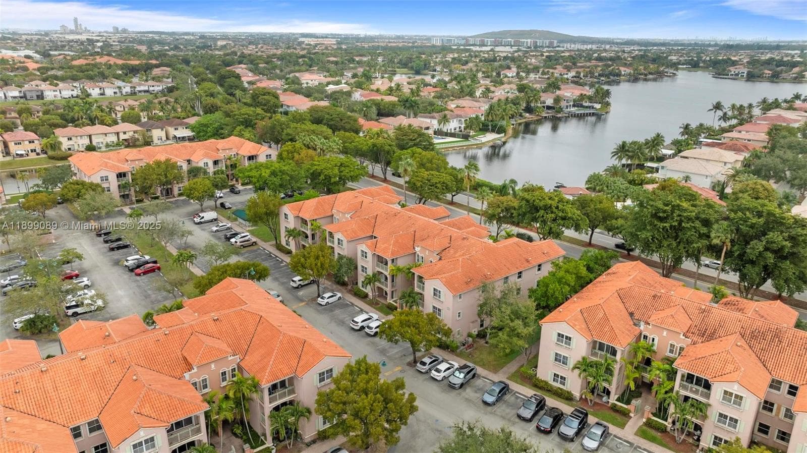 THE COURTS AT DORAL ISLES · #1032 in Doral - Photo 35