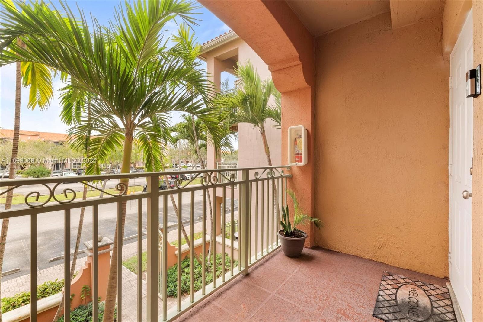 THE COURTS AT DORAL ISLES · #1032 in Doral - Photo 4