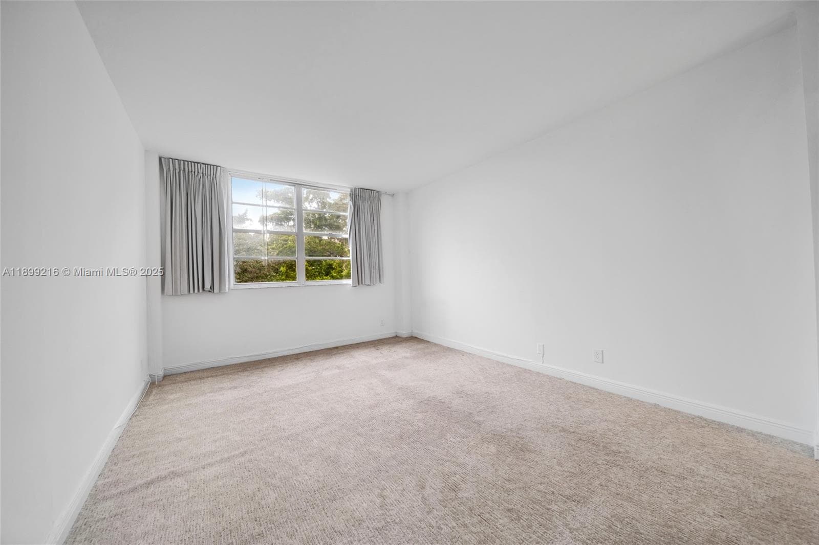 ISLAND PLACE AT NORTH BAY · #3K in North Bay Village - Photo 17