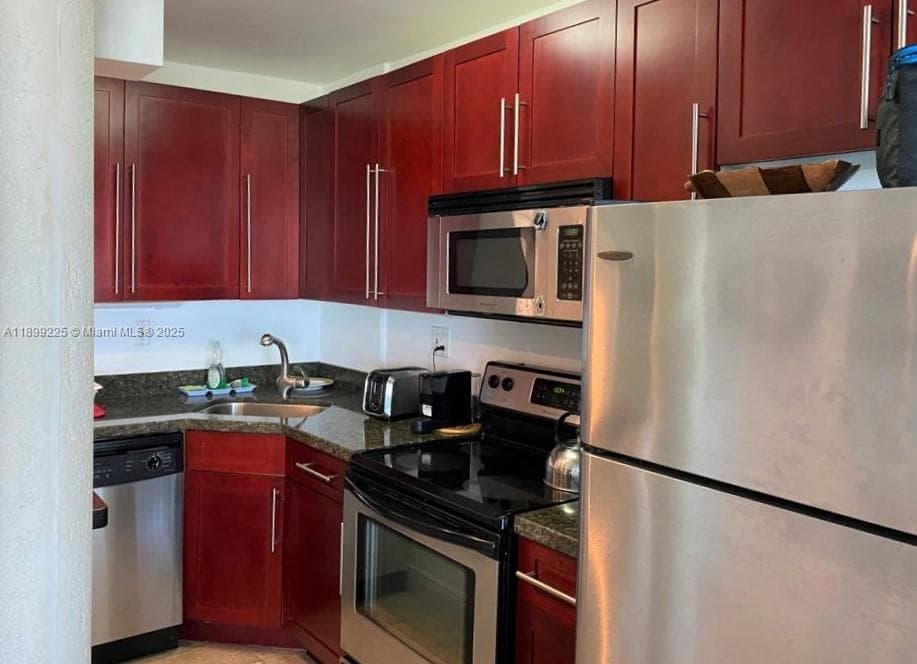THE CARRIAGE HOUSE CONDO · #729 in Miami Beach - Photo 20