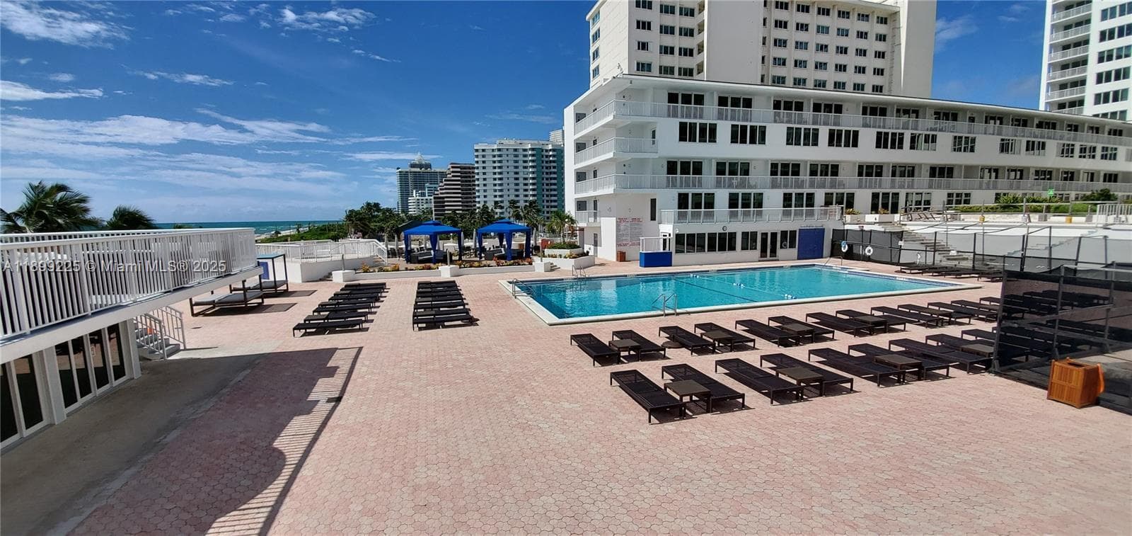 THE CARRIAGE HOUSE CONDO · #729 in Miami Beach - Photo 11