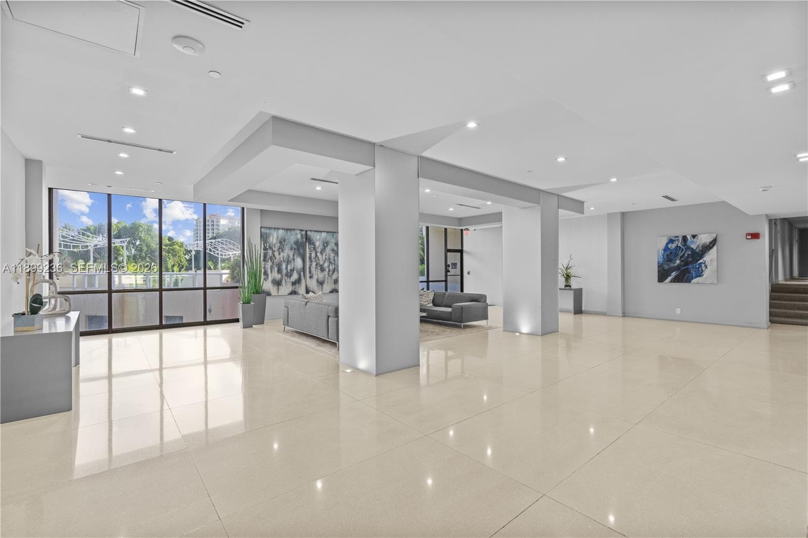 Coronado Condo · #2039 in Aventura - Photo 22