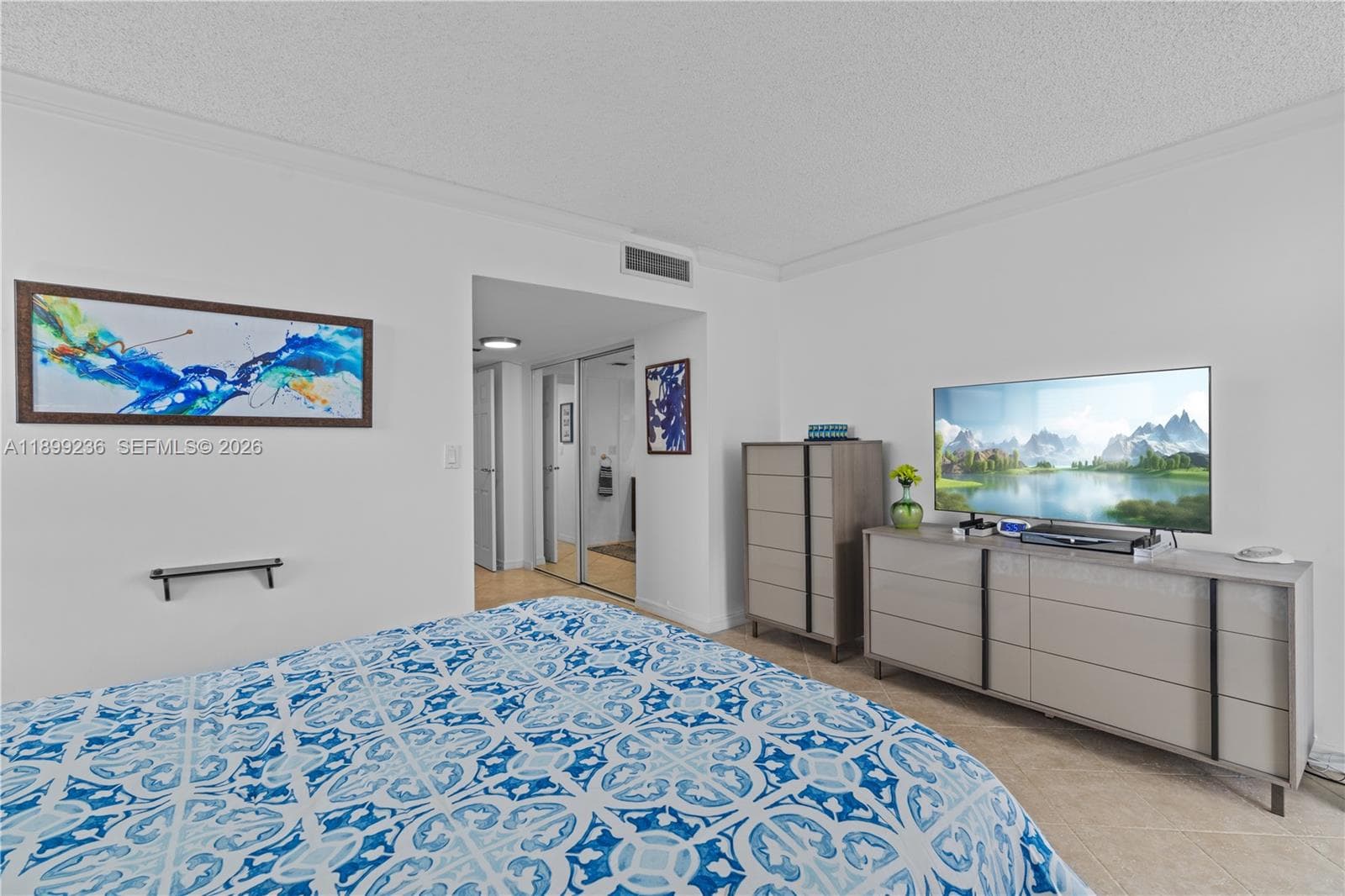 Coronado Condo · #2039 in Aventura - Photo 14