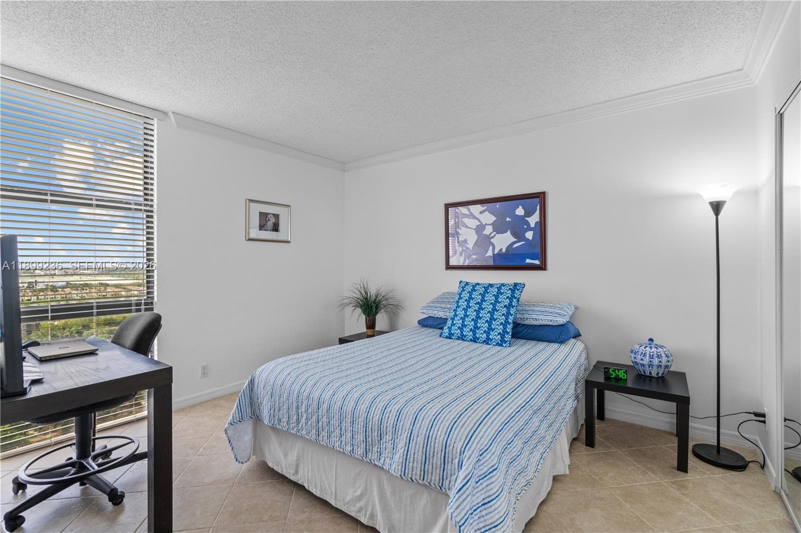 Coronado Condo · #2039 in Aventura - Photo 18