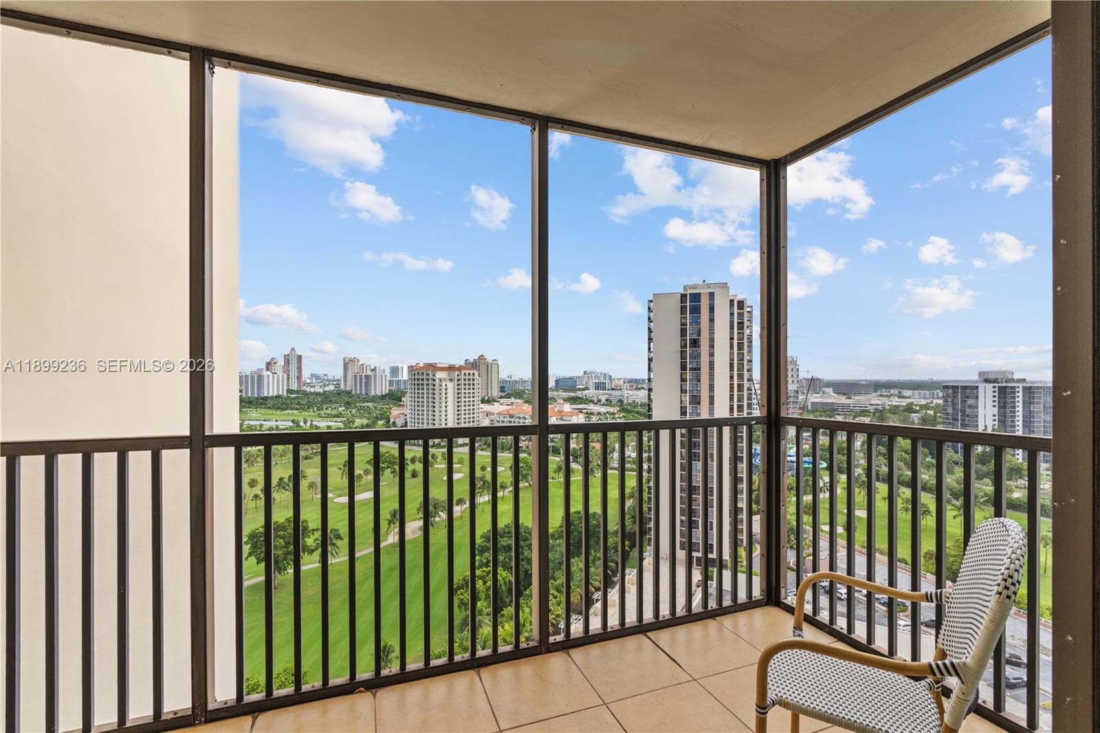 Coronado Condo · #2039 in Aventura - Photo 11