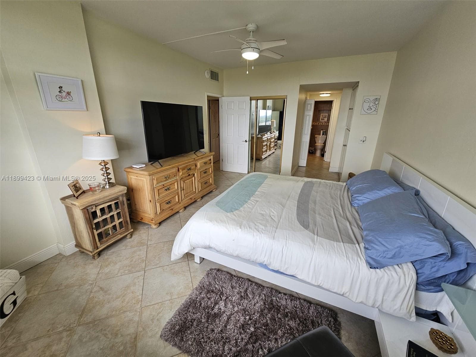 HILLCREST EAST · #1015 in Hollywood - Photo 11