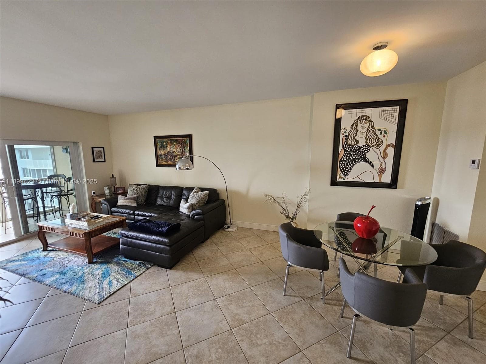 HILLCREST EAST · #1015 in Hollywood - Photo 4
