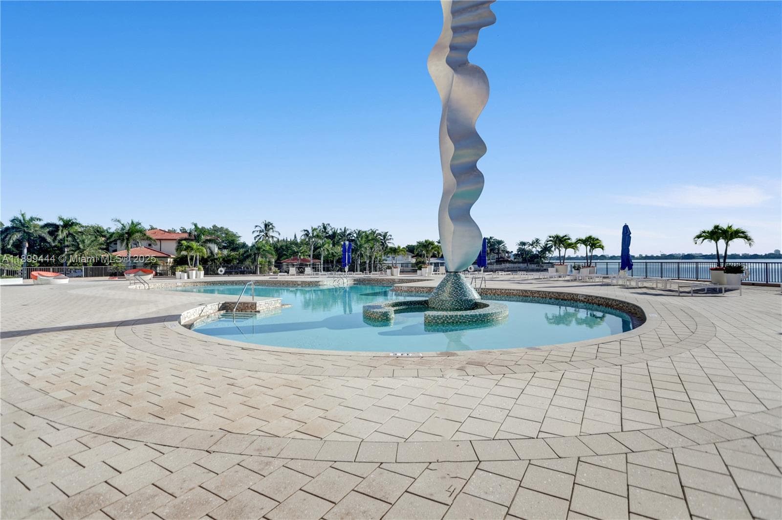 CRICKET CLUB CONDO · #607 in Miami - Photo 10
