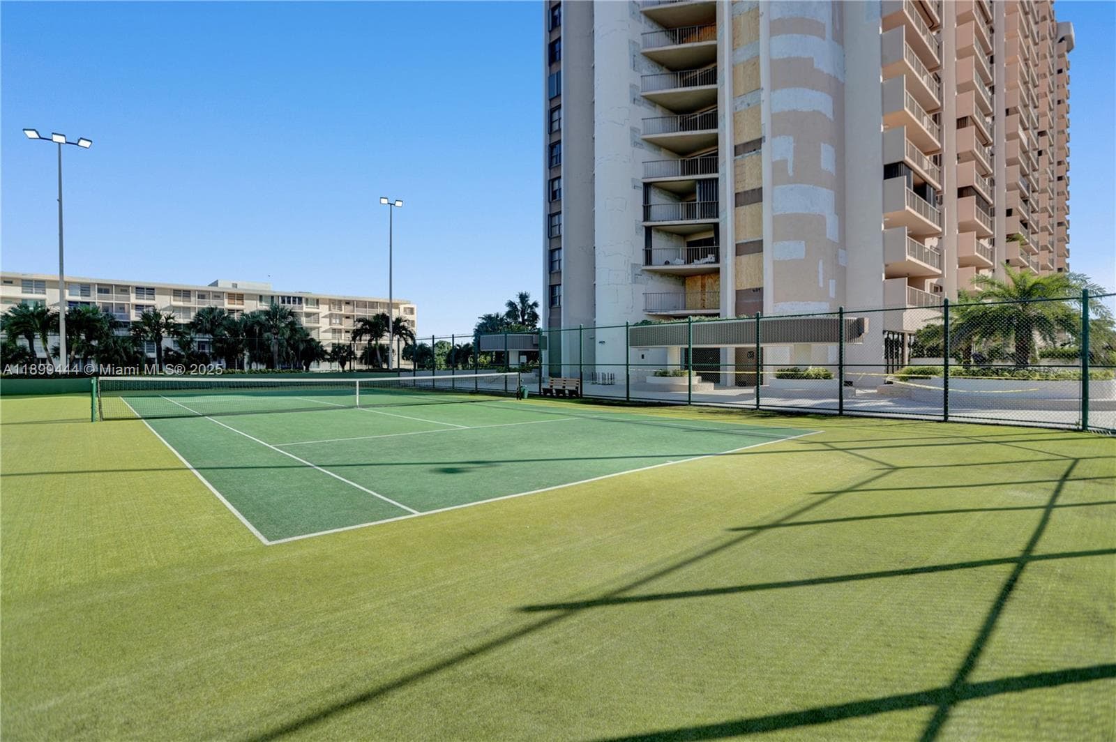 CRICKET CLUB CONDO · #607 in Miami - Photo 11