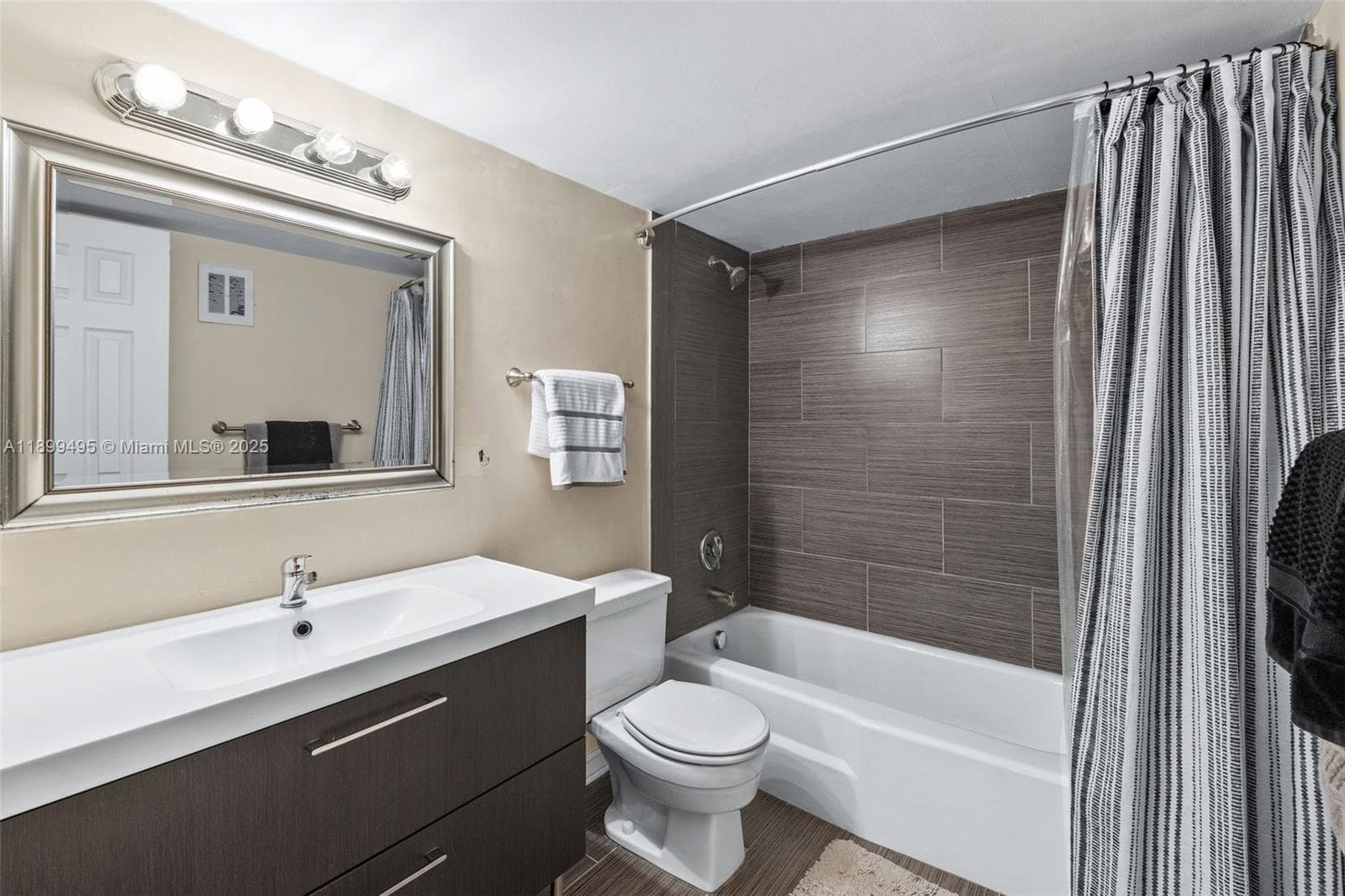 Manor Grove Village · #219C in Wilton Manors - Photo 14