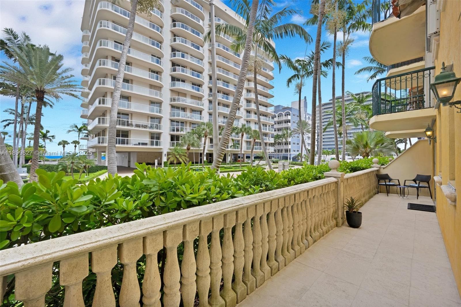 SURFSIDE PALMS CONDO · #113 in Surfside - Photo 17